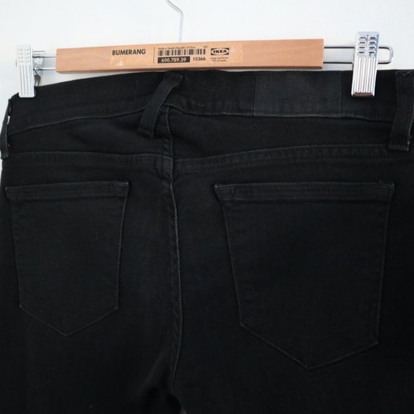 Elizabeth and James Skinny Jeans - Picture 4 of 8